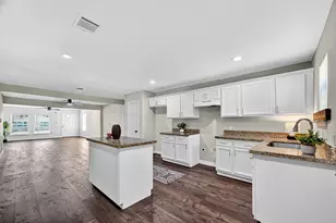 2217 10th St, Galena Park, TX 77547 - Photo 9