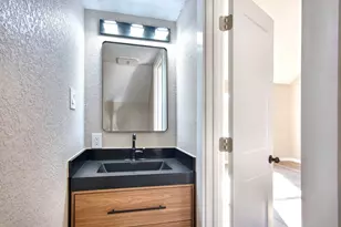 7511 Weatherhill Ln, Houston, TX 77041 - Photo 19