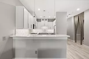 3 Waterway Ct, The Woodlands, TX 77380 - Photo 5
