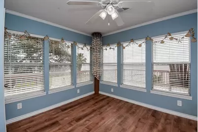 2116 W Bayshore Drive, Palacios, TX 77465 - Photo 33