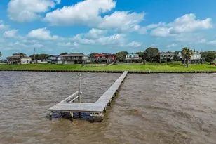2116 W Bayshore Dr, Palacios, TX 77465 - Photo 47