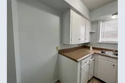 4624 Clay Street, Houston, TX 77023 - Photo 9