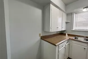4624 Clay St, Houston, TX 77023 - Photo 9