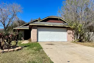 10610 Sandy River Dr, Sugar Land, TX 77498 - Photo 3