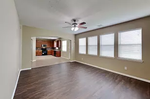 1927 Makenna Ln, Houston, TX 77049 - Photo 5