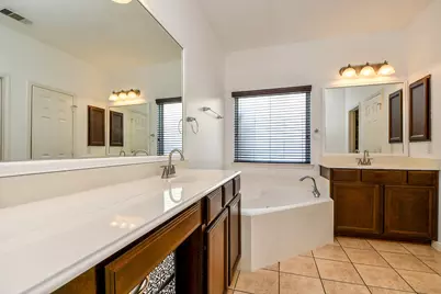 2810 Straight Elm Street, Fresno, TX 77545 - Photo 17