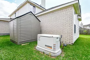 2810 Straight Elm St, Fresno, TX 77545 - Photo 29
