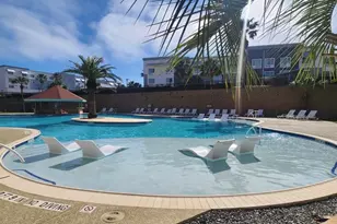 9520 Seawall Blvd, Galveston, TX 77554 - Photo 7