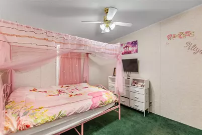 1005 Baumgarten, Schulenburg, TX 78956 - Photo 13