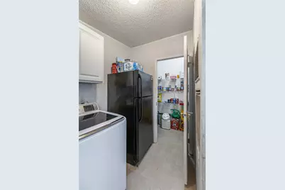 1005 Baumgarten, Schulenburg, TX 78956 - Photo 9