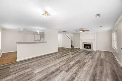 11843 Sunny Stream Drive, Tomball, TX 77375 - Photo 9