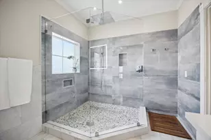 5717 Val Verde St, Houston, TX 77057 - Photo 7