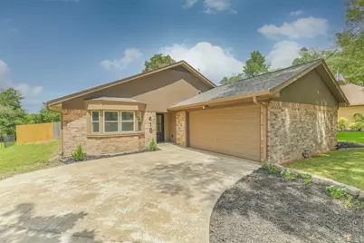 416 Rolling Hills Drive, Panorama Village, TX 77304 - Photo 1