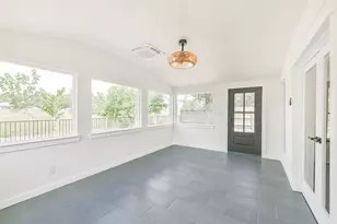 416 Rolling Hills Dr, Panorama Village, TX 77304 - Photo 23