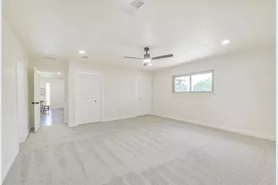 416 Rolling Hills Drive, Panorama Village, TX 77304 - Photo 25