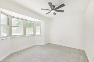 416 Rolling Hills Dr, Panorama Village, TX 77304 - Photo 5