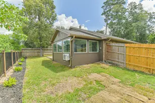 416 Rolling Hills Dr, Panorama Village, TX 77304 - Photo 37