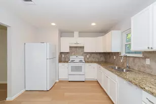 3707 Meadowlake Rd, Pasadena, TX 77503 - Photo 7