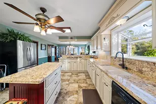 25948 Nelson Rd, Hempstead, TX 77445 - Photo 9