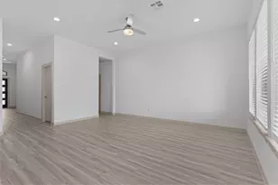 2307 Poseidon St, League City, TX 77573 - Photo 9