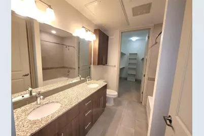 1800 St Joseph Parkway #331, Houston, TX 77003 - Photo 5
