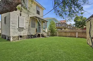 717 and 719 Sealy St, Galveston, TX 77550 - Photo 25