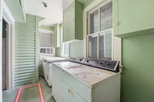 717 and 719 Sealy St, Galveston, TX 77550 - Photo 21