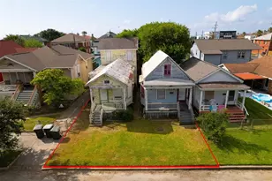 717 and 719 Sealy St, Galveston, TX 77550 - Photo 1