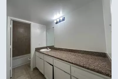 1010 S Wayside Drive #406, Houston, TX 77023 - Photo 27