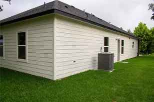 106 Runnels St, Willis, TX 77378 - Photo 31