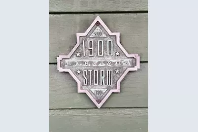 1301 Church Street, Galveston, TX 77550 - Photo 5