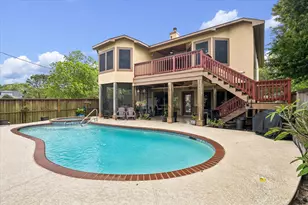3040 Bayshore Dr, Bacliff, TX 77518 - Photo 9