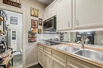 3040 Bayshore Drive #3, Bacliff, TX 77518 - Photo 3