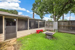 4103 Bugle Rd, Houston, TX 77072 - Photo 19