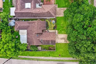 4103 Bugle Rd, Houston, TX 77072 - Photo 23