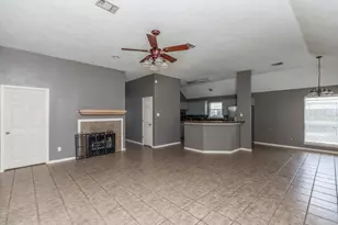7856 Buttercup Ln, Beaumont, TX 77713 - Photo 19
