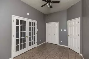 7856 Buttercup Ln, Beaumont, TX 77713 - Photo 7