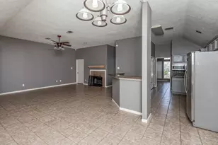 7856 Buttercup Ln, Beaumont, TX 77713 - Photo 17