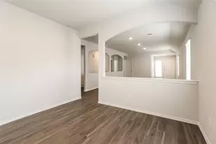 2412 Bull Trout Dr, Conroe, TX 77384 - Photo 5
