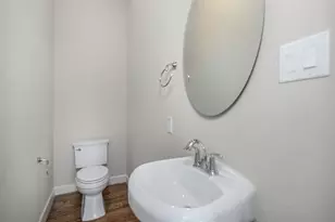 1805 Napa Creek Ln, Houston, TX 77009 - Photo 9
