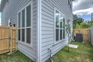 1805 Napa Creek Ln, Houston, TX 77009 - Photo 23