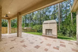 604 Castlewood Cove Ln, Pinehurst, TX 77362 - Photo 37