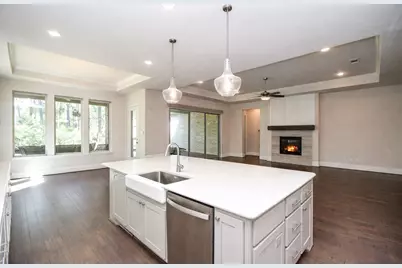 604 Castlewood Cove Lane, Pinehurst, TX 77362 - Photo 7