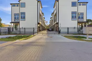 1913 Hoskins Dr, Houston, TX 77080 - Photo 37