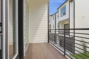 1913 Hoskins Dr, Houston, TX 77080 - Photo 17