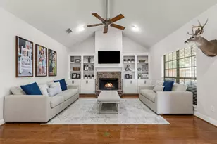 3811 Candlewood Cir, Needville, TX 77461 - Photo 5