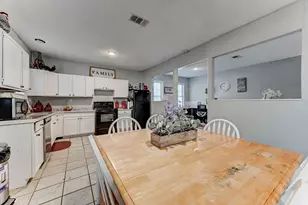 11987 Nelwood St, Willis, TX 77318 - Photo 19