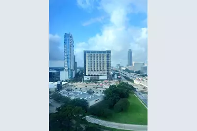 1901 Post Oak Boulevard #2112, Houston, TX 77056 - Photo 19