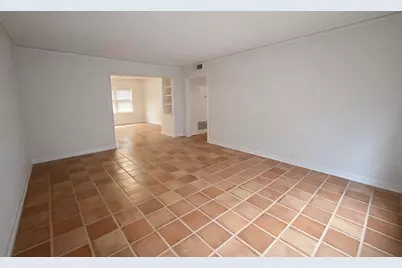 1928 North Blvd #01, Houston, TX 77098 - Photo 11