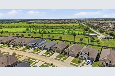 4042 Shackleton Court, Iowa Colony, TX 77583 - Photo 3